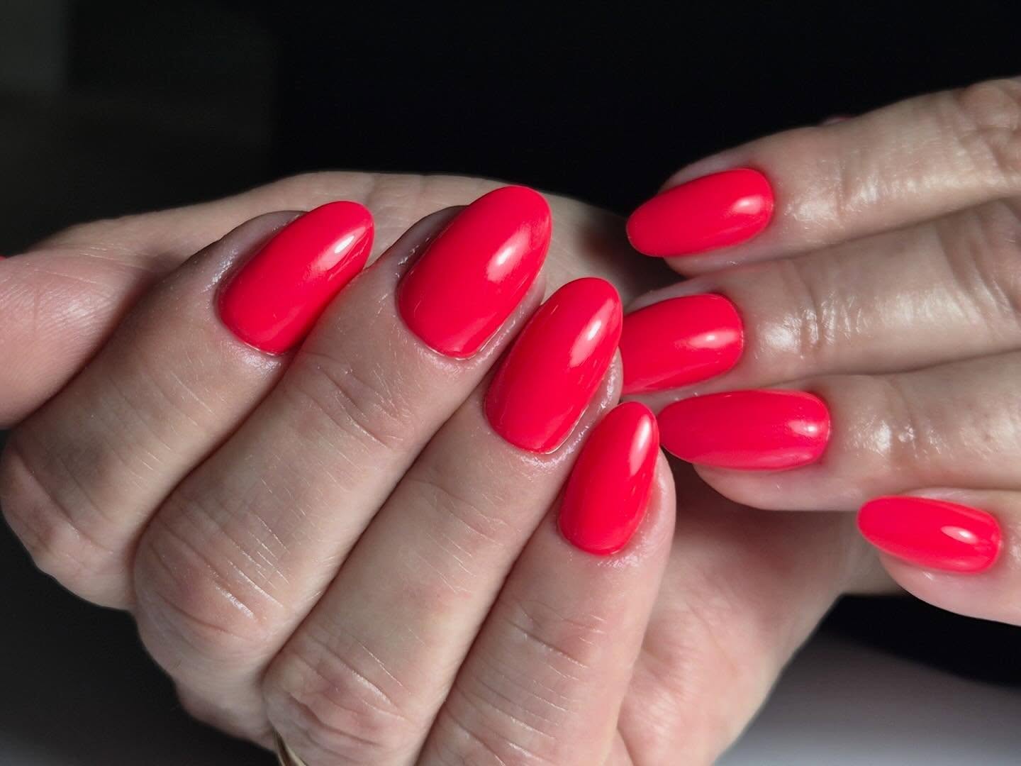 Manicure hybrydowy
